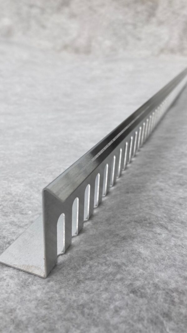 Bande garde-grève aluminium : 5 cm